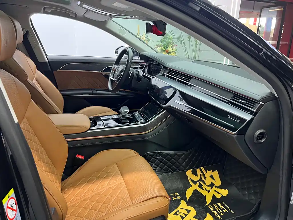 Audi A8 — миниатюра 12