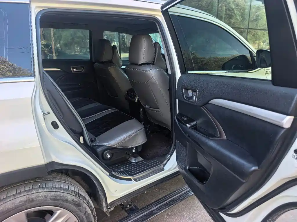 Toyota Highlander — миниатюра 4