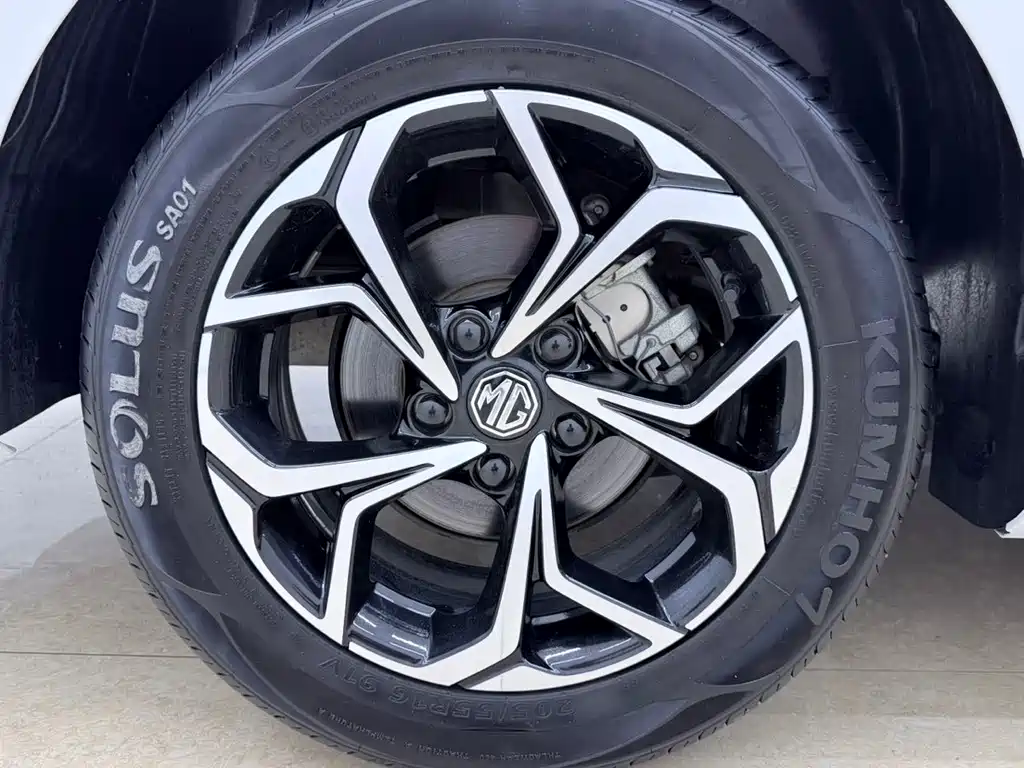 MG MG5 — миниатюра 24