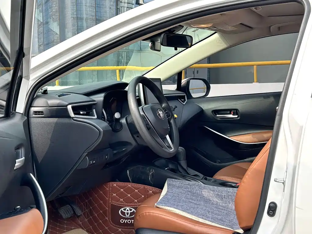 Toyota Corolla — миниатюра 8