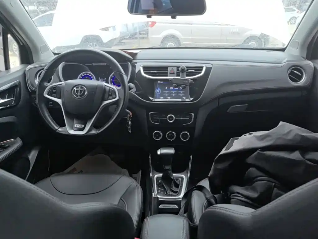 Zhonghua V3 — миниатюра 10