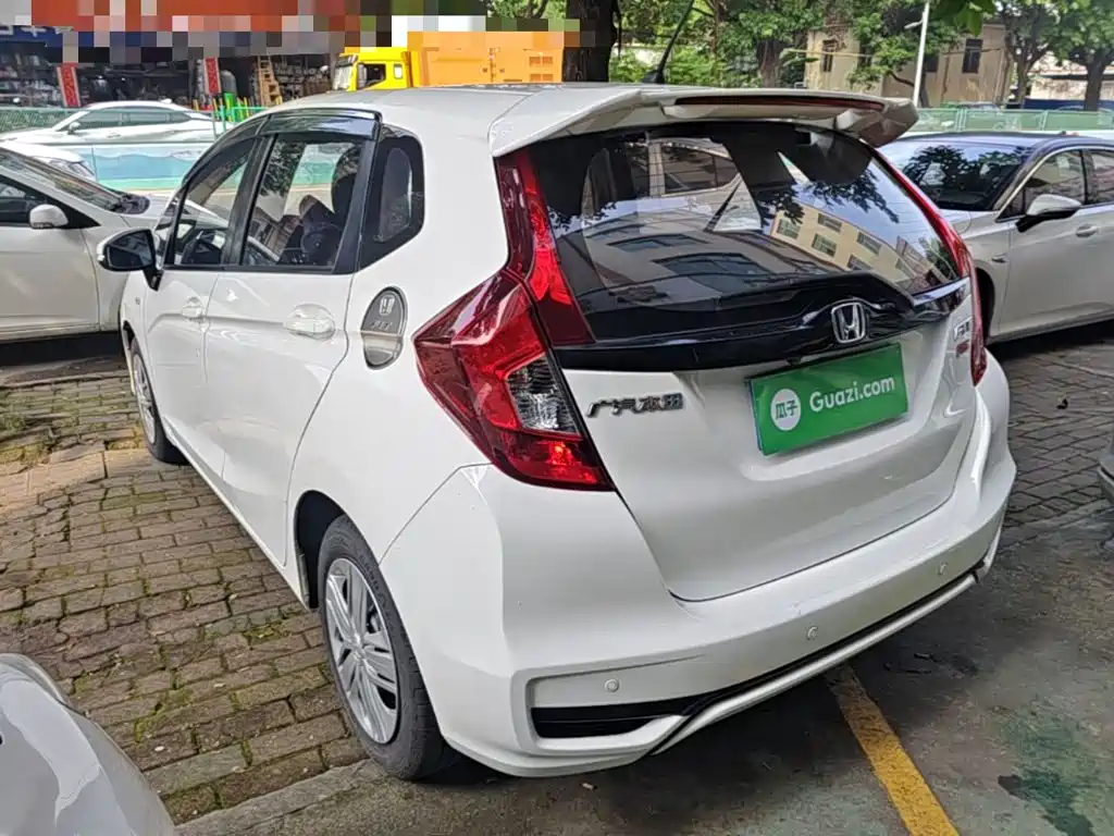 Honda Fit — миниатюра 5