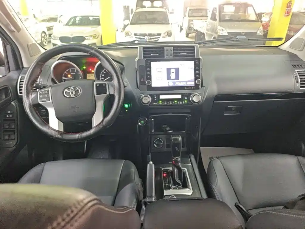 Toyota Prado — миниатюра 10