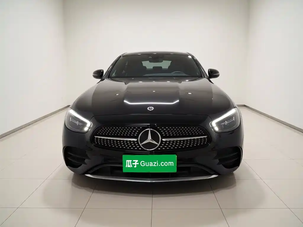 Mercedes-Benz E-Class — миниатюра 2