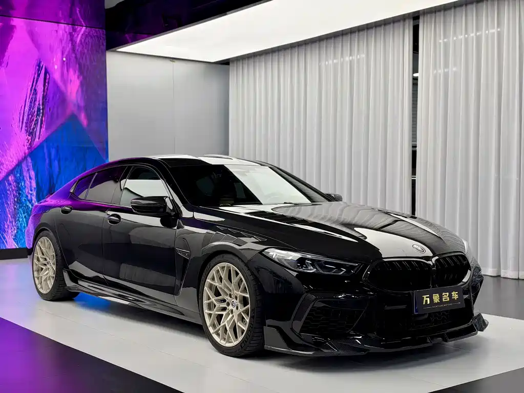 BMW M8 — миниатюра 3