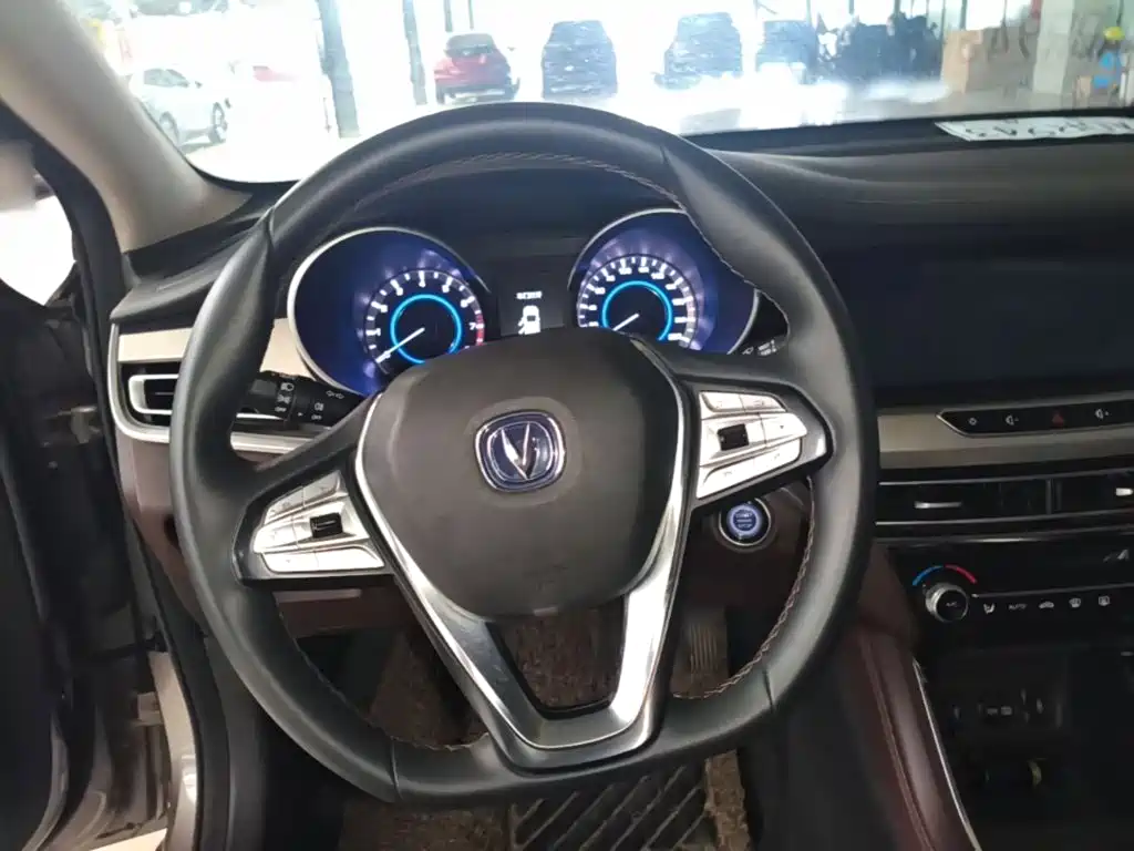 Changan Eado — миниатюра 11