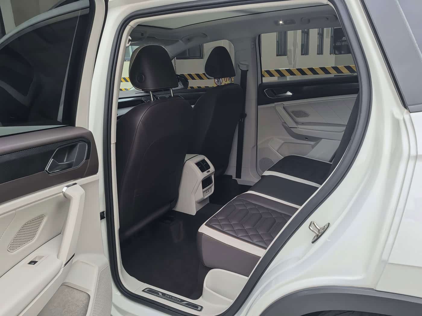 Audi A3 1.4 л 2022 г. Белый, пробег 18600 км