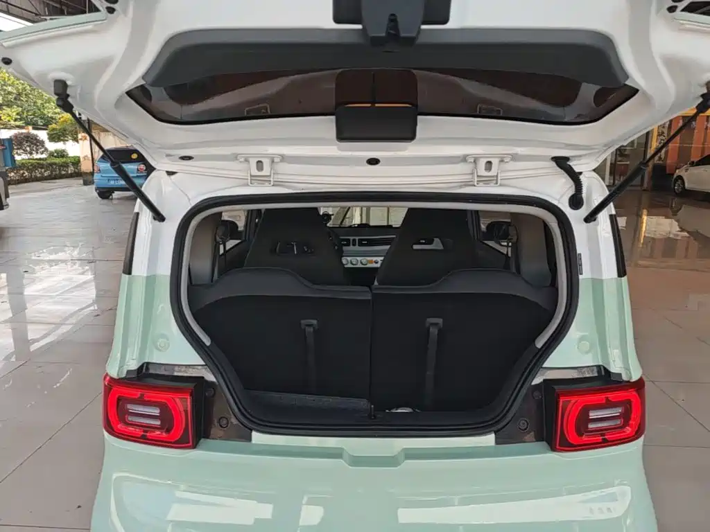 Wuling MINIEV — миниатюра 19