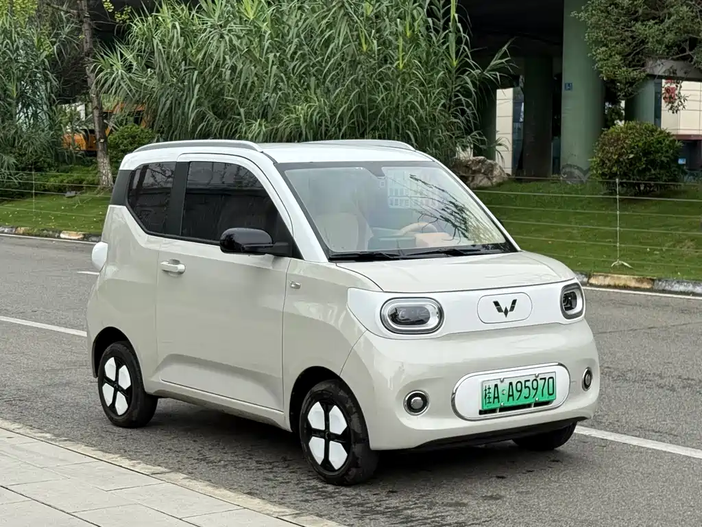 Wuling MINIEV — миниатюра 3