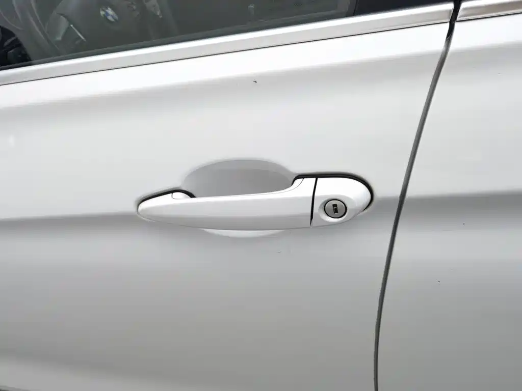 BMW 3 Series — миниатюра 18