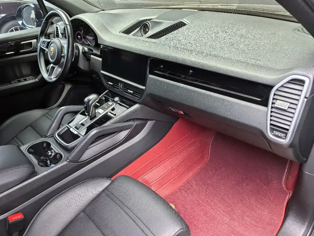 Porsche Cayenne — миниатюра 18