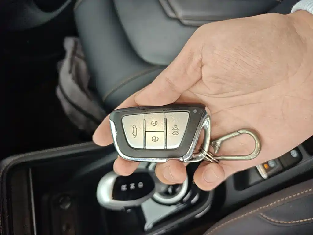 JAC JAC iEVS4 — миниатюра 9