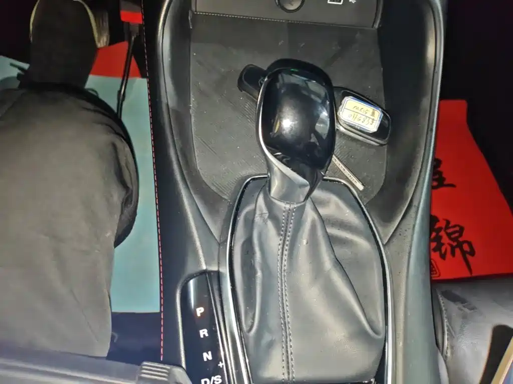 MG MG5 — миниатюра 14