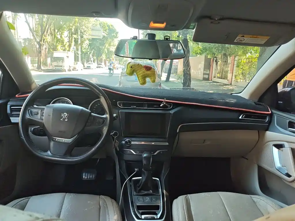 Peugeot 408 — миниатюра 19