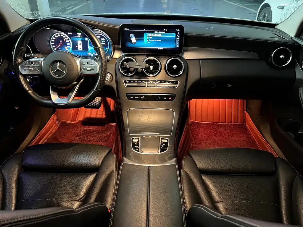 Mercedes-Benz C-Class — миниатюра 6
