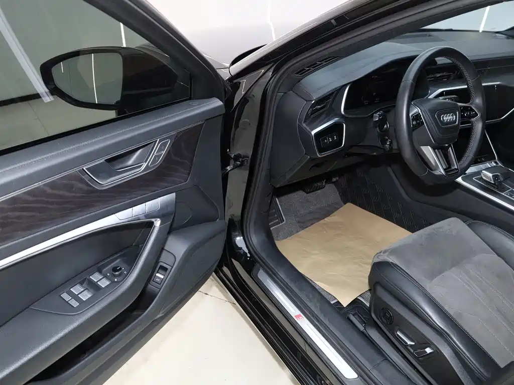 Audi A6L — миниатюра 11
