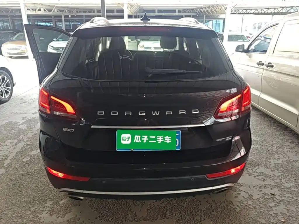 Borgward BX7 — миниатюра 6