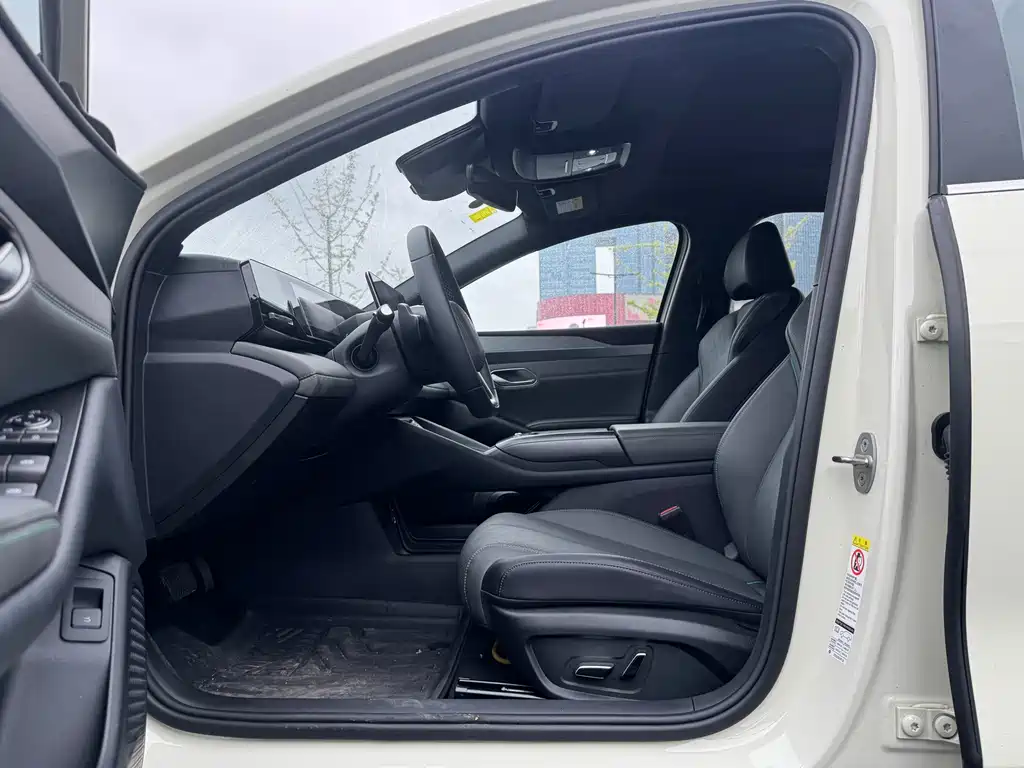 BYD Qin L — миниатюра 4