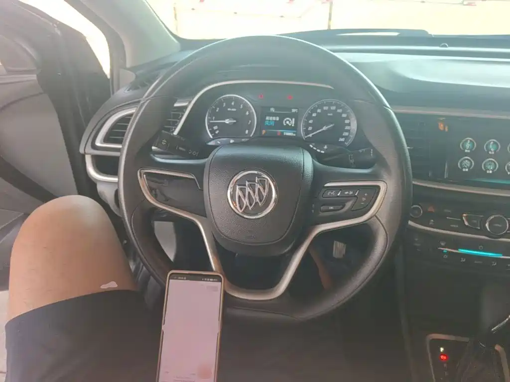 Buick Excelle — миниатюра 11