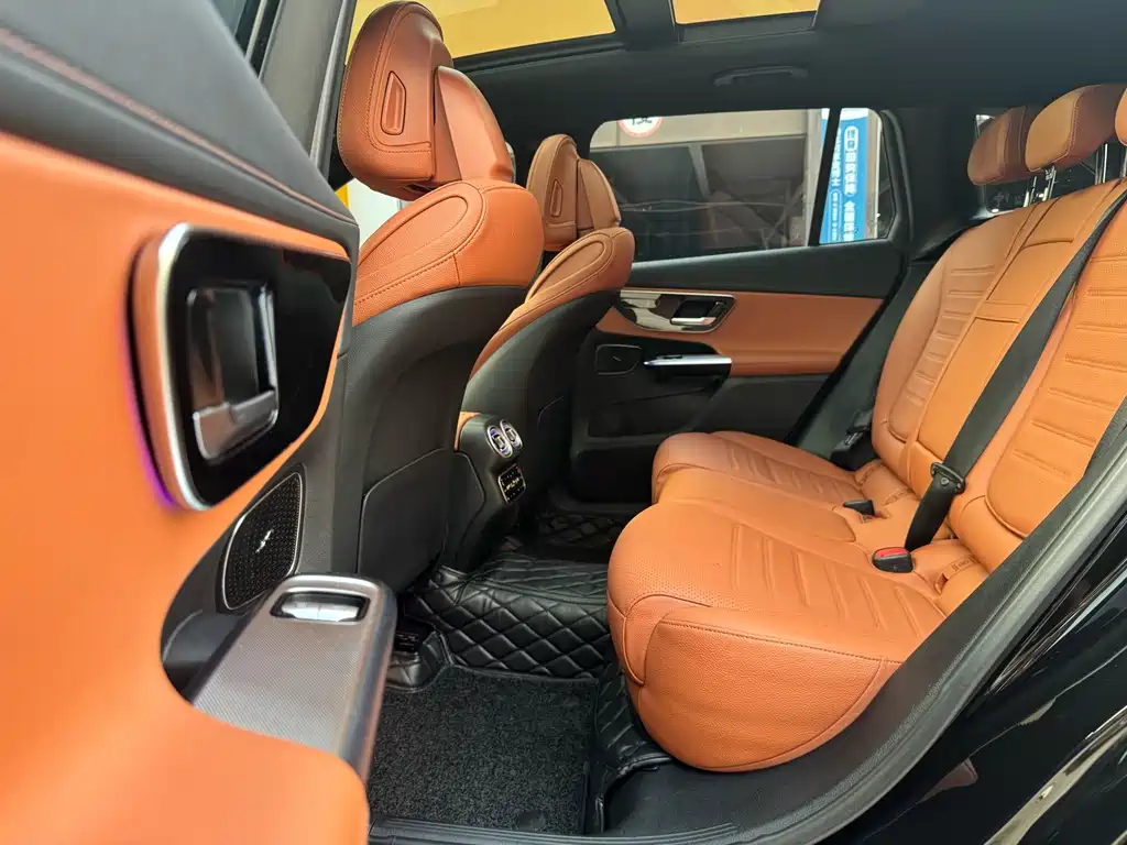Mercedes-Benz GLC — миниатюра 14