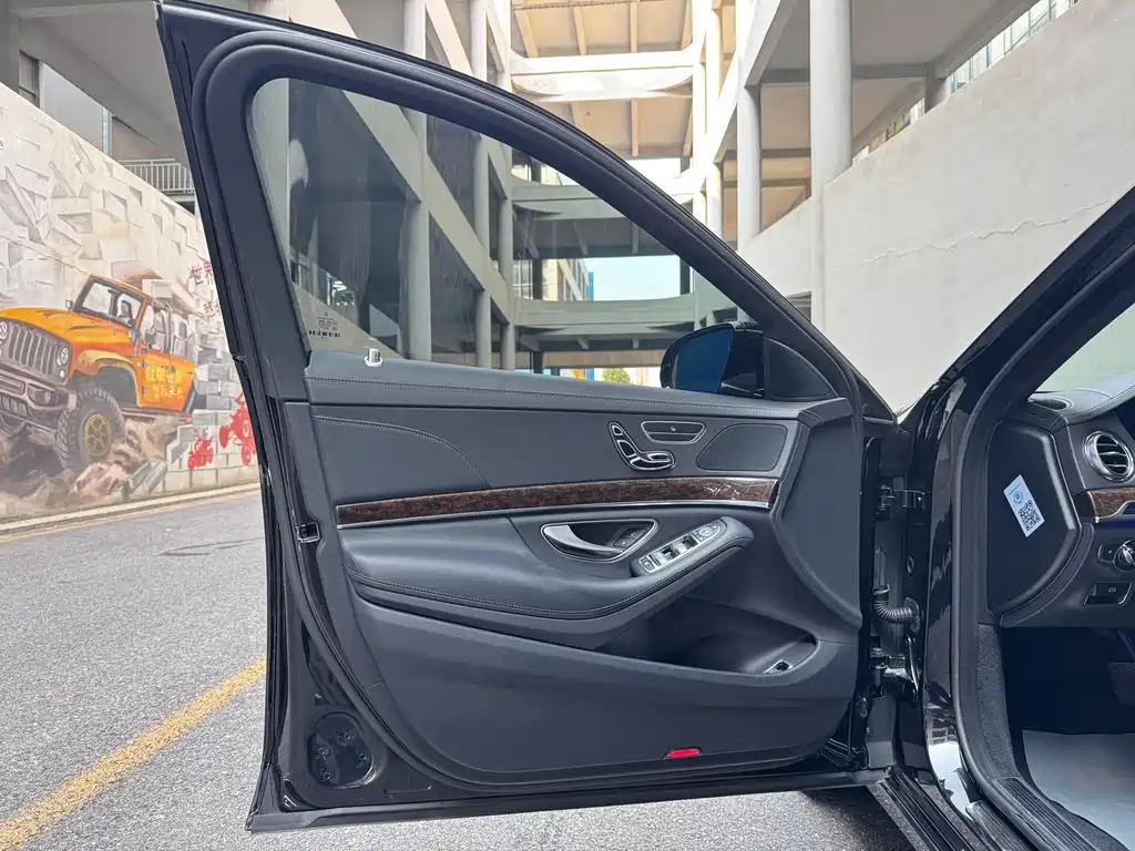 Mercedes-Benz S-Class — миниатюра 17