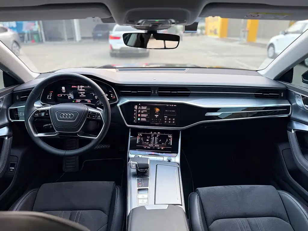 Audi A7L — миниатюра 6