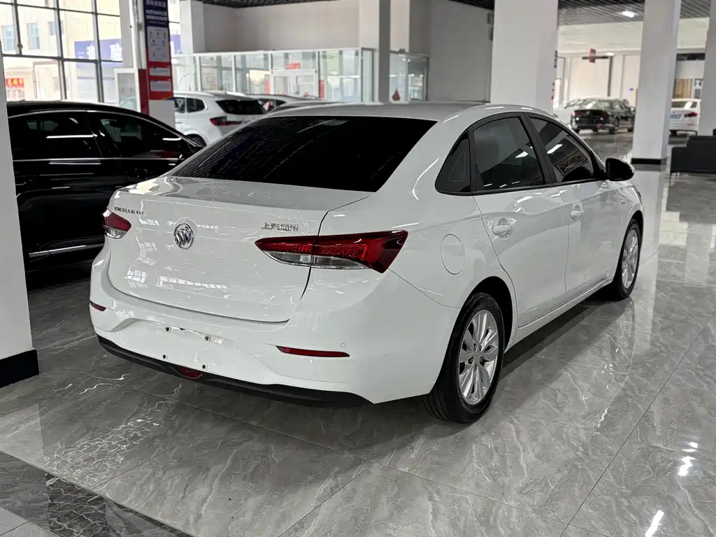 Buick Excelle — миниатюра 8