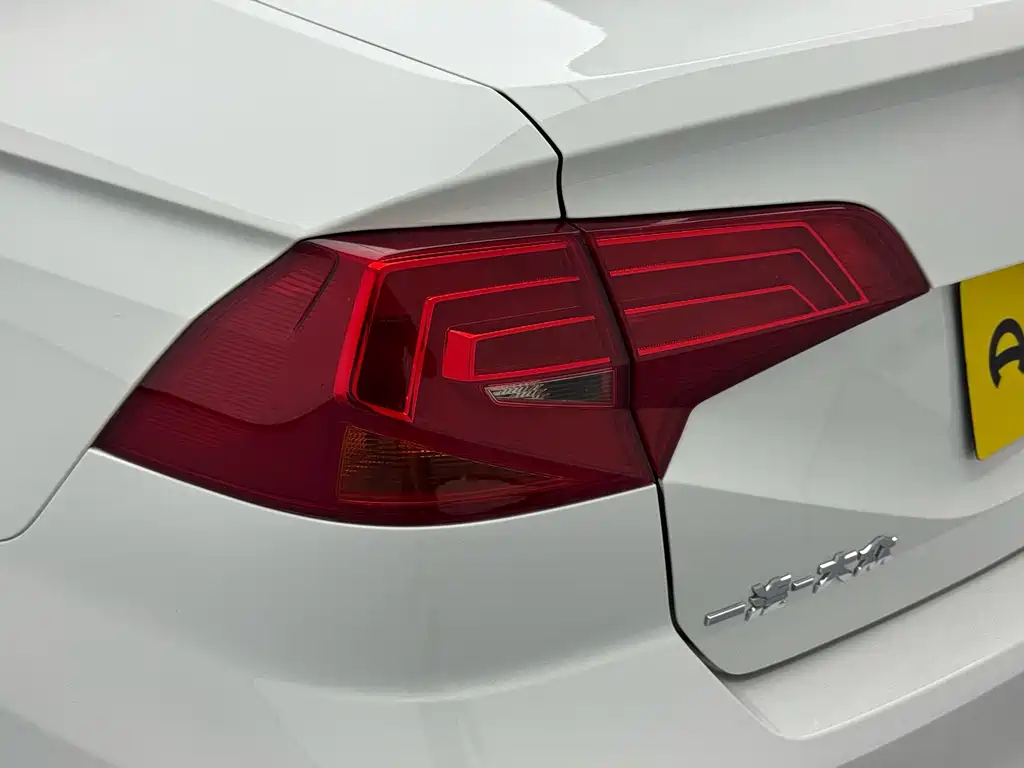 Volkswagen Bora — миниатюра 18