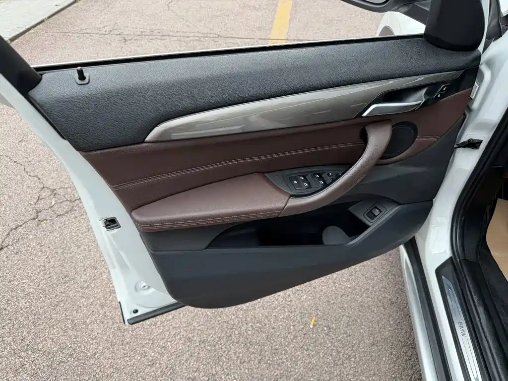 BMW X1 — миниатюра 6