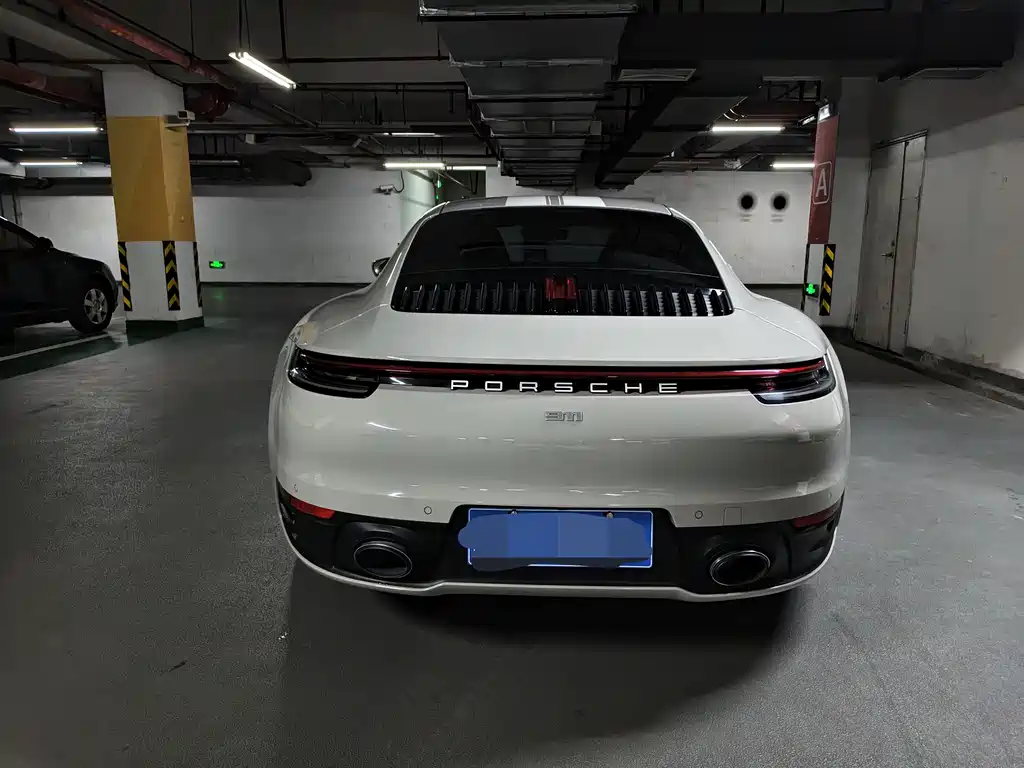 Porsche 911 2022 Carrera 3.0T