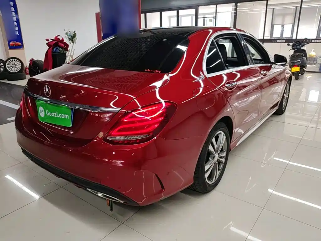 Mercedes-Benz C-Class — миниатюра 7