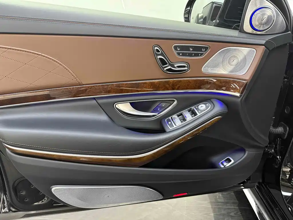 MERCEDES-BENZ S CLASS AMG