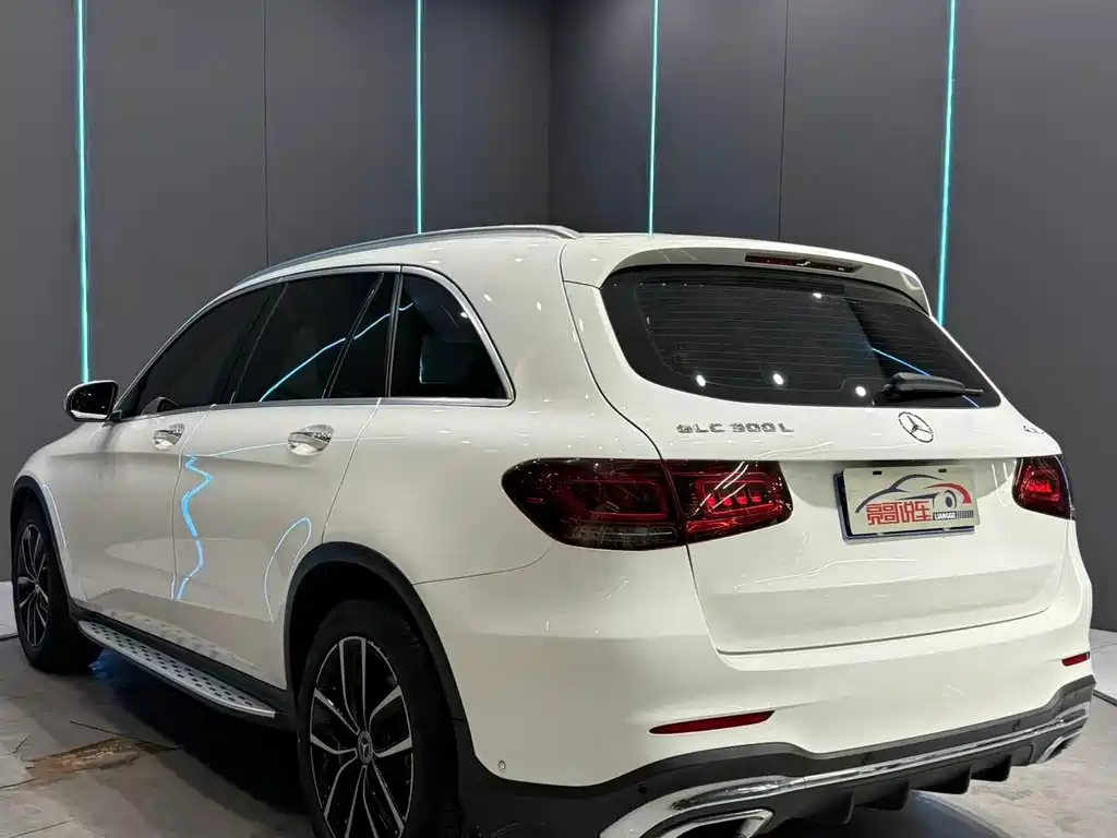 Mercedes-Benz GLC — миниатюра 8