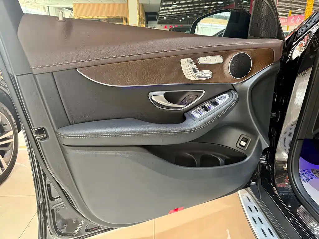 Mercedes-Benz GLC 2021 GLC 260 L 4MATIC Luxury