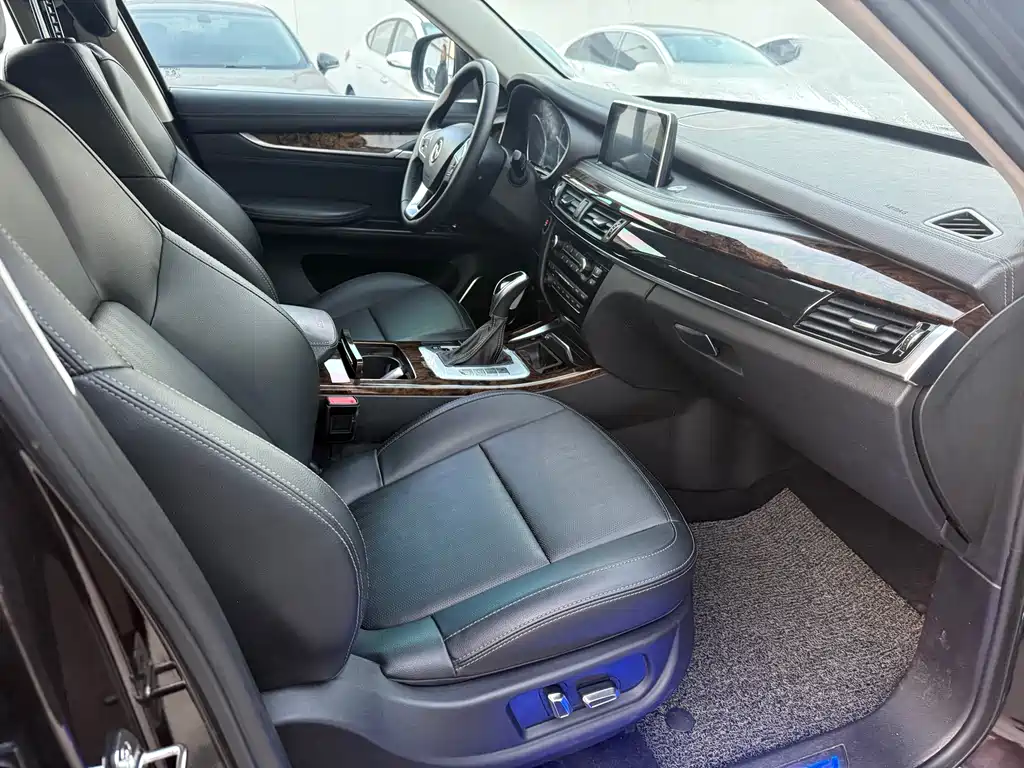 HANTENG MOTORS HANTENG X7