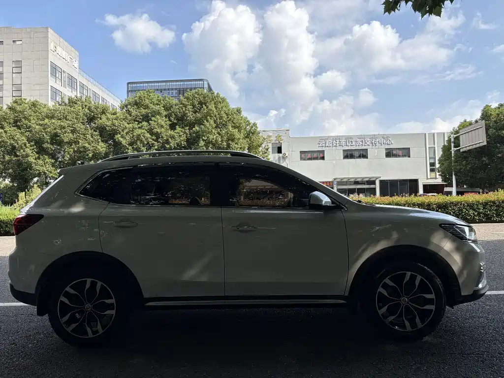 Roewe RX5 — миниатюра 19