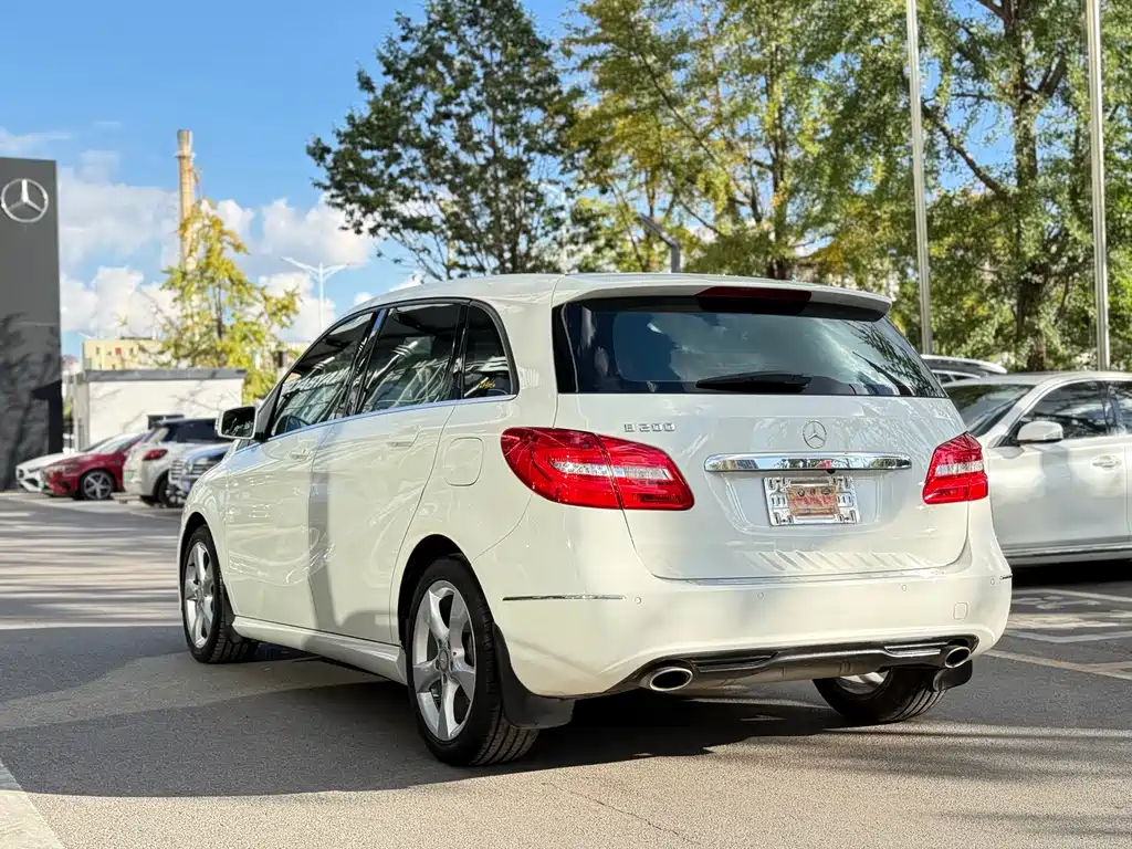 Mercedes-Benz B-Class — миниатюра 7