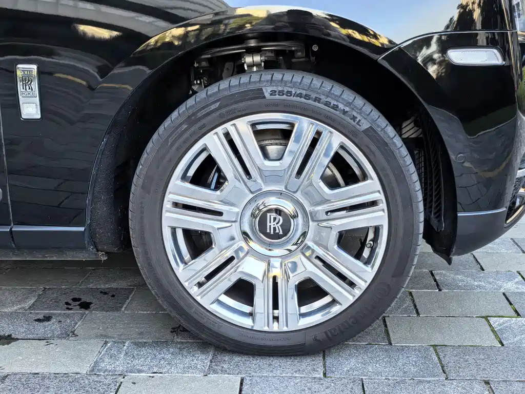 ROLLS-ROYCE CULLINAN