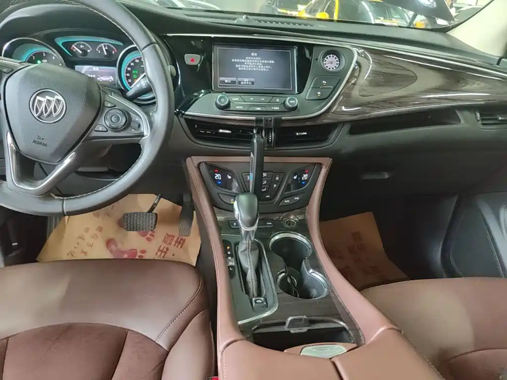 Buick Envision Plus — миниатюра 13