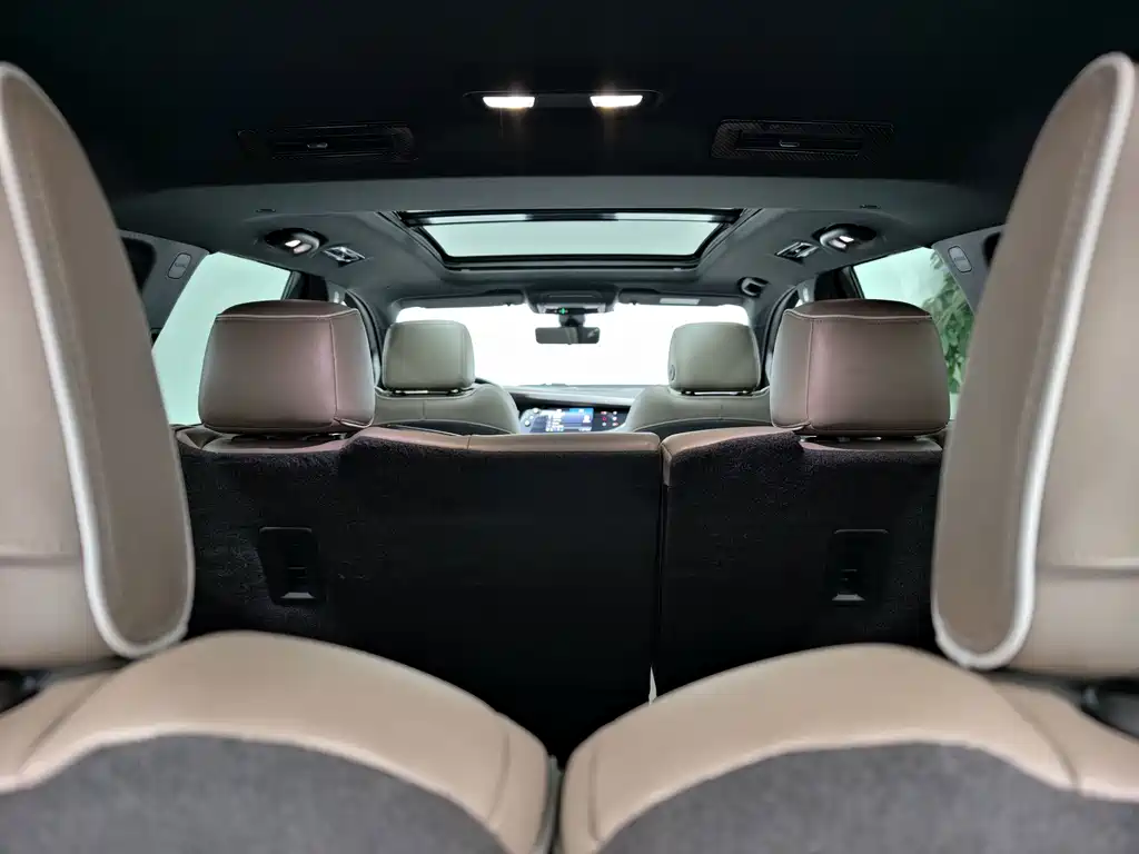 Buick Enclave — миниатюра 38