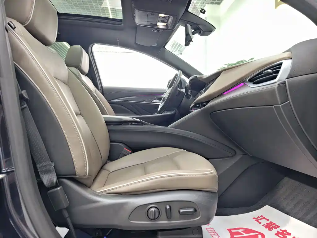 Buick Enclave — миниатюра 13