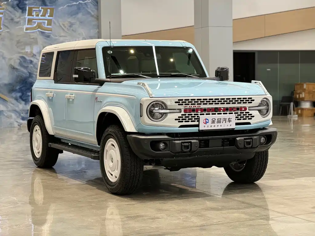 Ford Bronco — миниатюра 3