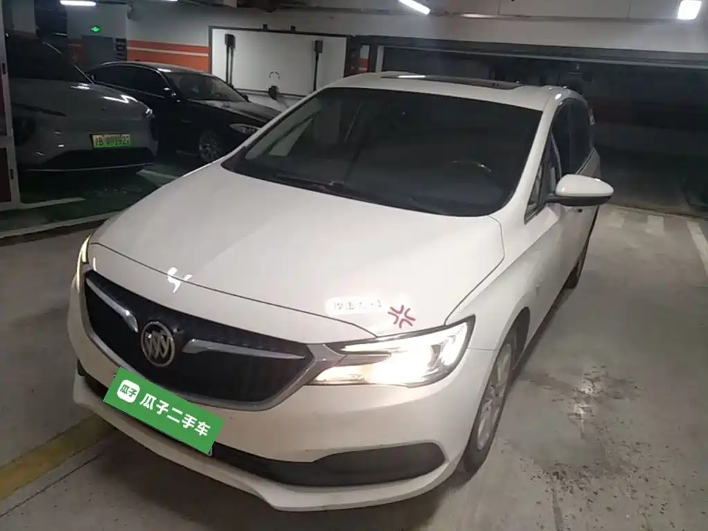 Buick GL6