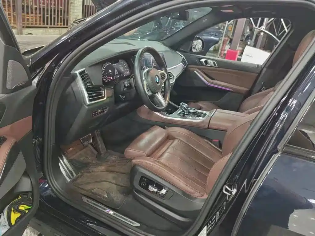 BMW X5 (Import) — миниатюра 9