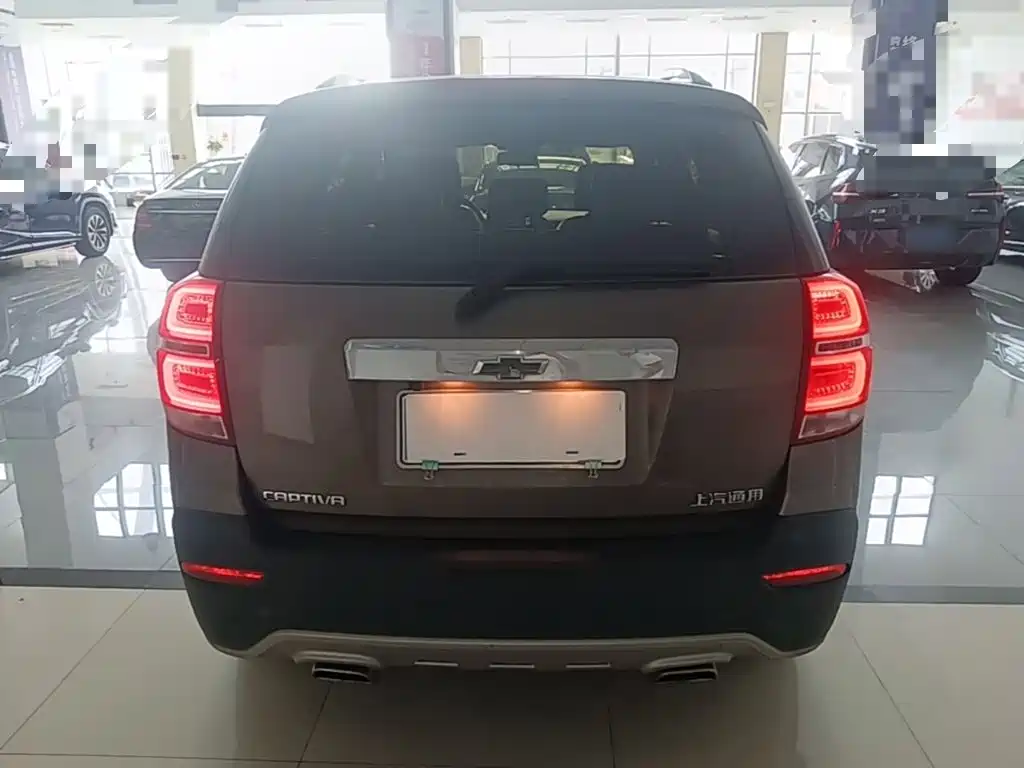 Chevrolet Captiva — миниатюра 6