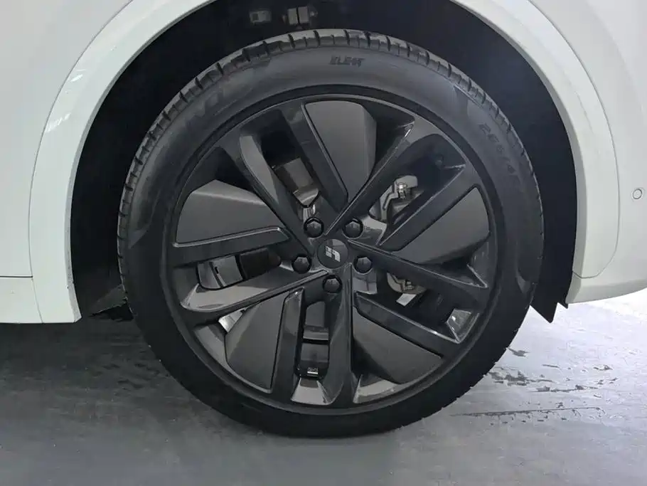 Li Auto Li L7 — миниатюра 6
