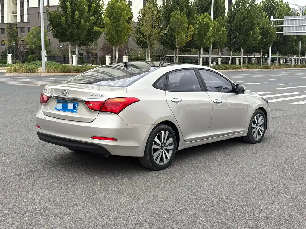 Hyundai Mistra — миниатюра 9