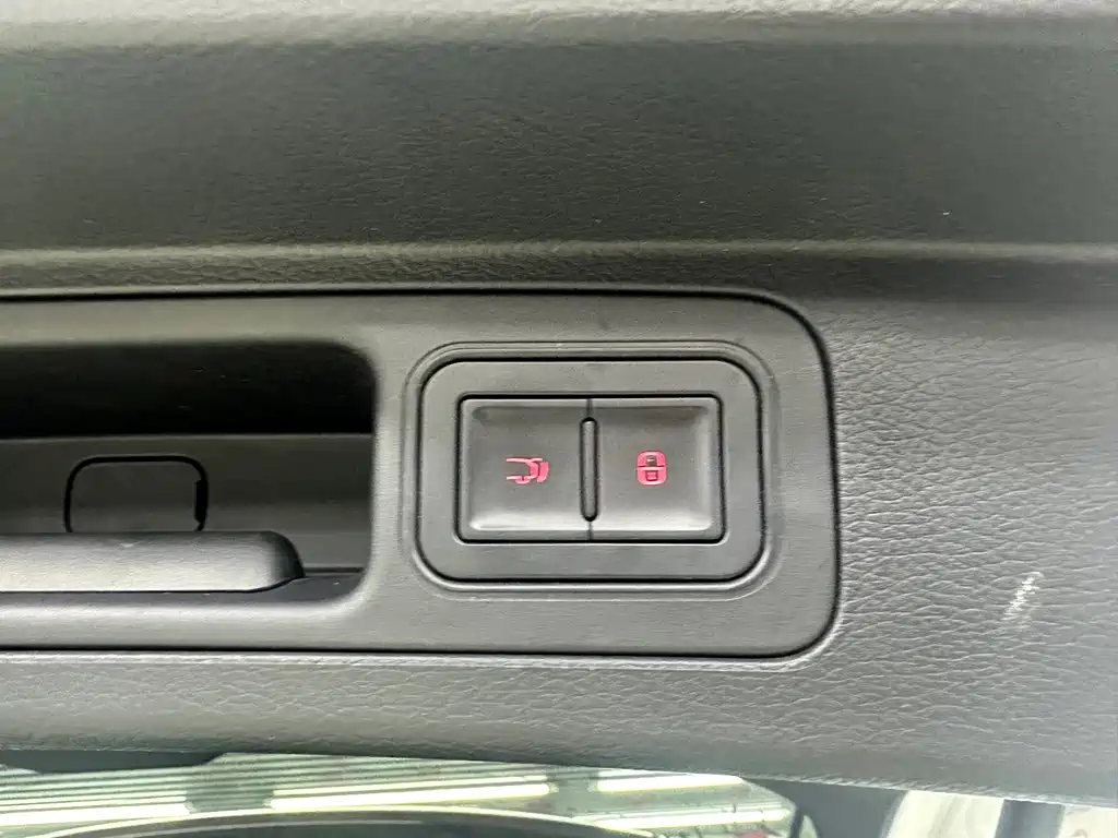 BYD PLUS New Energy — миниатюра 28