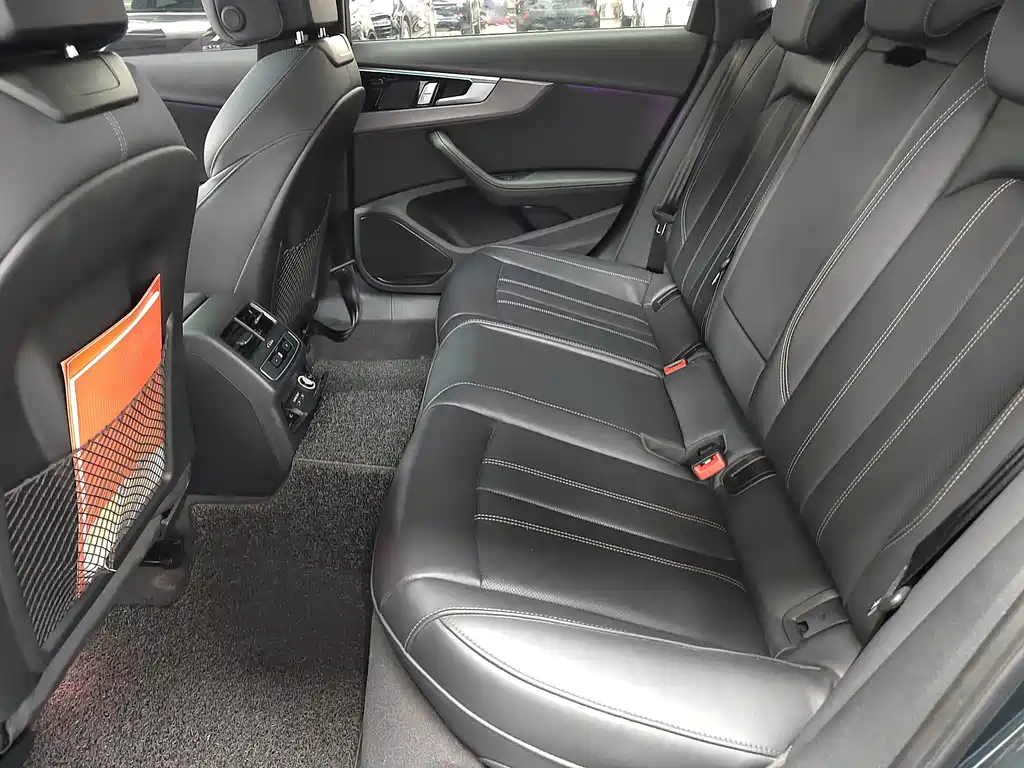 Audi A4L — миниатюра 12