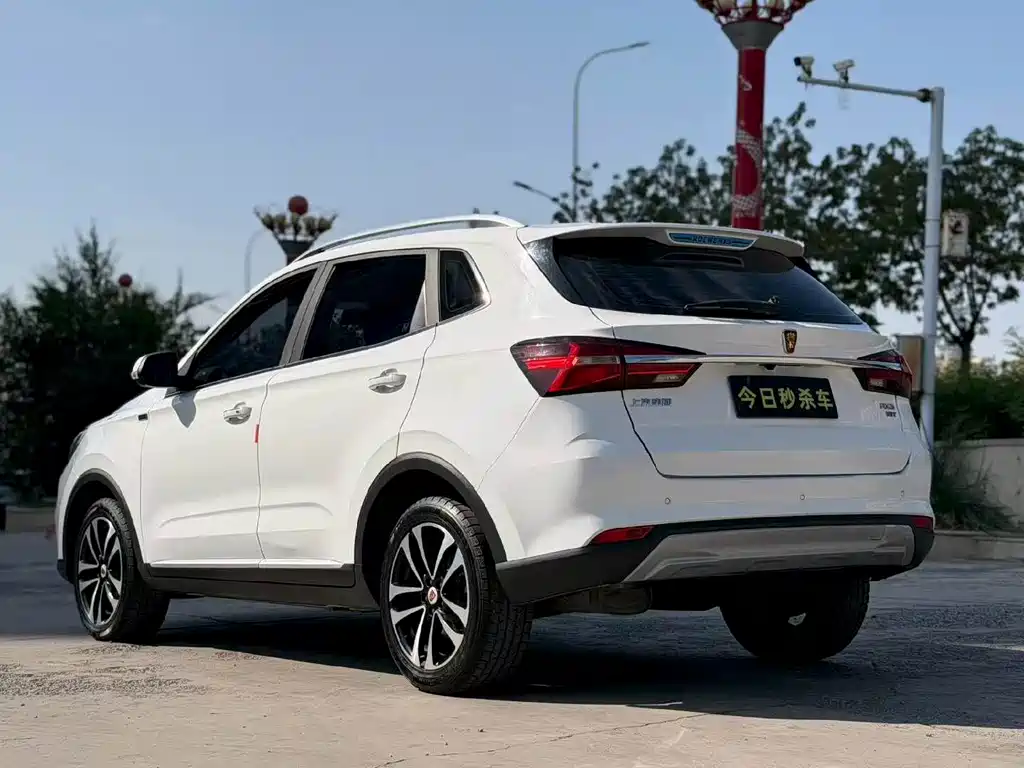 Roewe RX3 — миниатюра 9